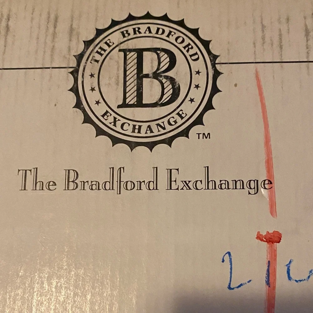 BX40 The Bradford Exchange Carousel Horse Plate Musical Box Horse Moves Up/Down